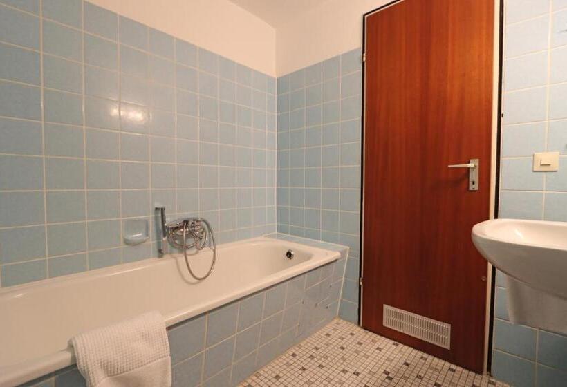 Quarto Standard Individual com Balcão, Kreuz Höhengasthof