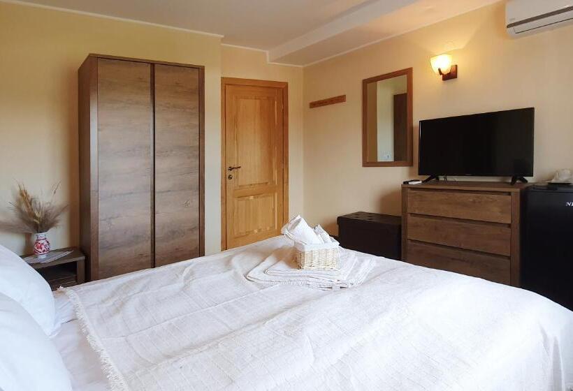 Номер Стандарт, Casa Romaneasca