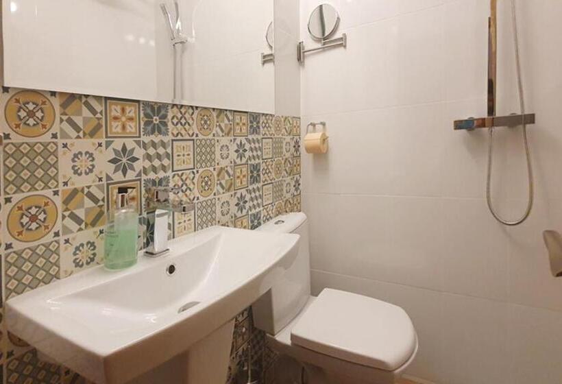 Номер Стандарт с Балконом, Casa Romaneasca