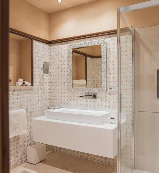 オーシャンビュージュニアスイート, La Rondinaia