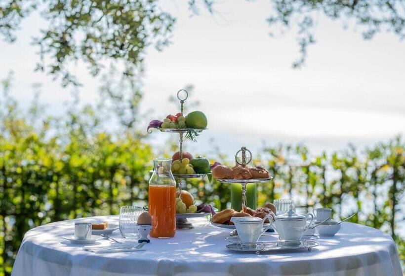 キングサイズベッドのスタンダードルーム, La Rondinaia