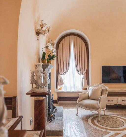 キングサイズベッドのスイートルーム, La Rondinaia