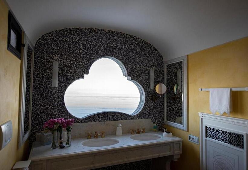 オーシャンビューデラックスルーム, La Rondinaia