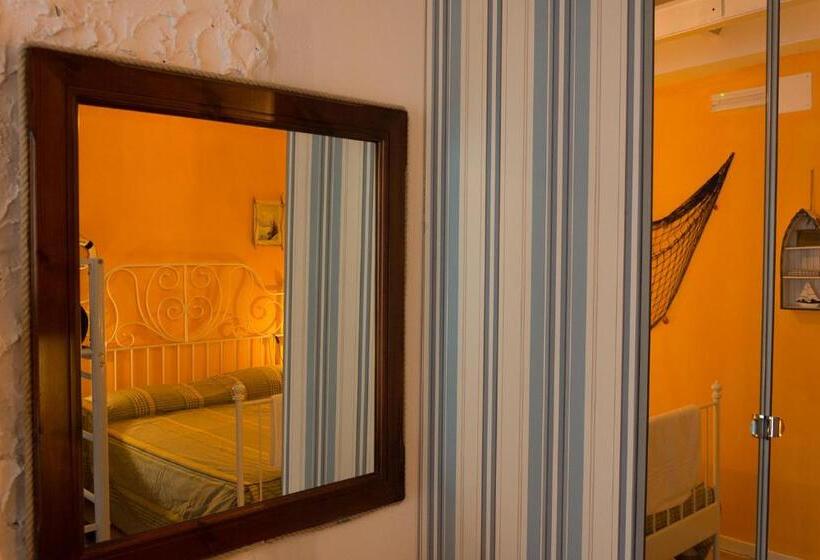 オーシャンビューデラックスルーム, Vista D Amare