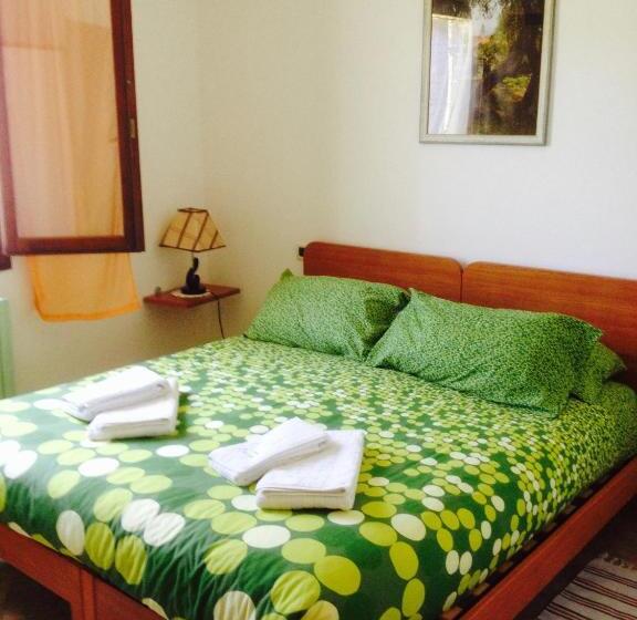 带共用浴室的标准房间, Casa Vacanze Uliveto