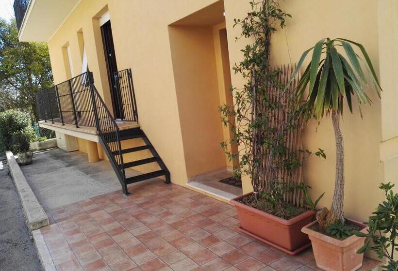 חדר סטנדרט עם מיטת קינג, B&b Rossella