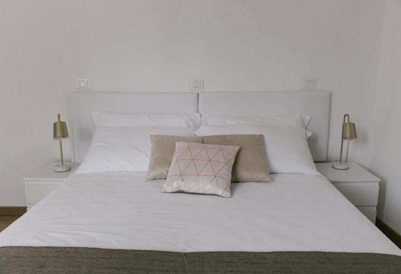 غرفة قياسية, Stazione A Mare