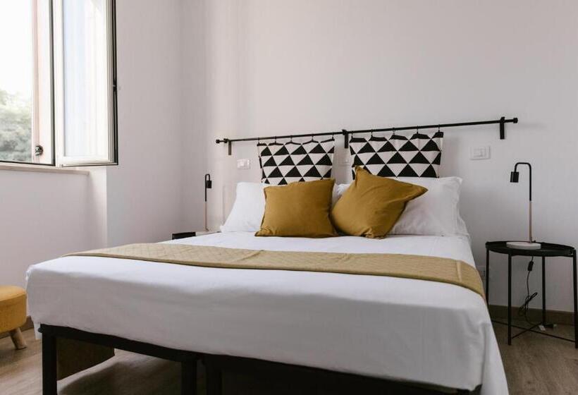 غرفة ديلوكس, Stazione A Mare