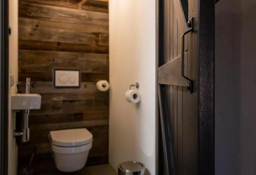 テラス付きデラックスルーム, Bed & Breakfast Easy To Sleep