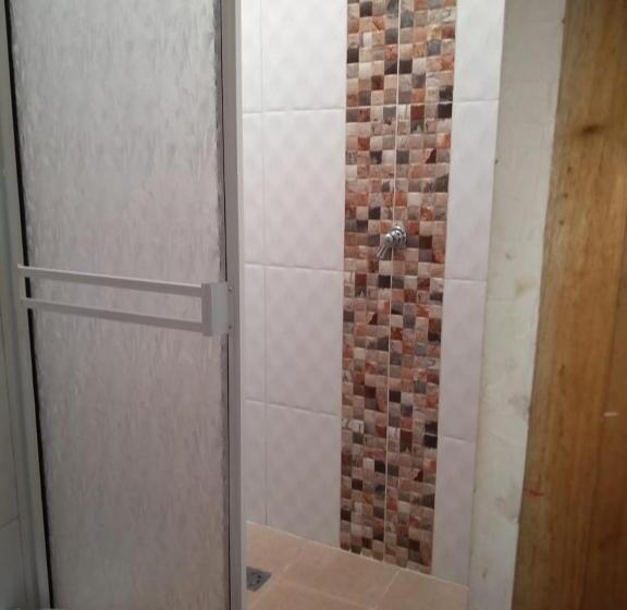 베이직 3인 룸, Orillas Del Pizano