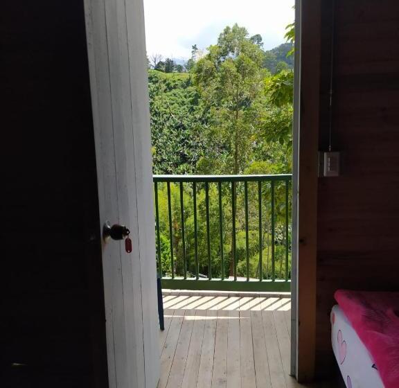 오두막, Orillas Del Pizano