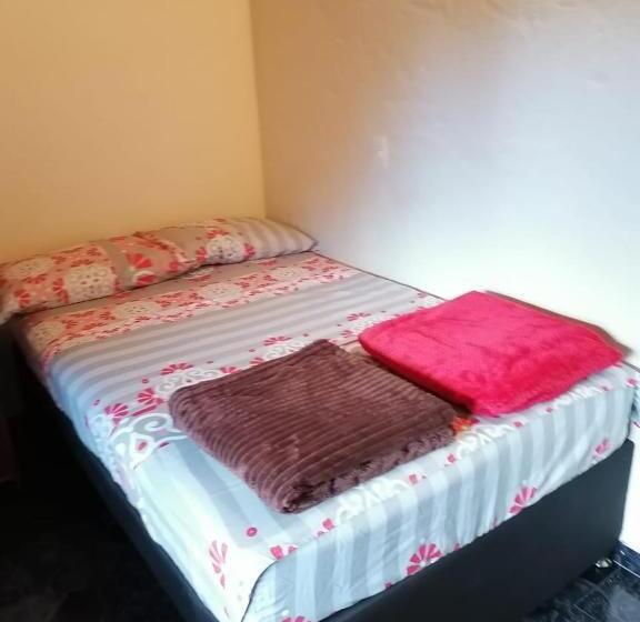 베이직 3인 룸, Orillas Del Pizano