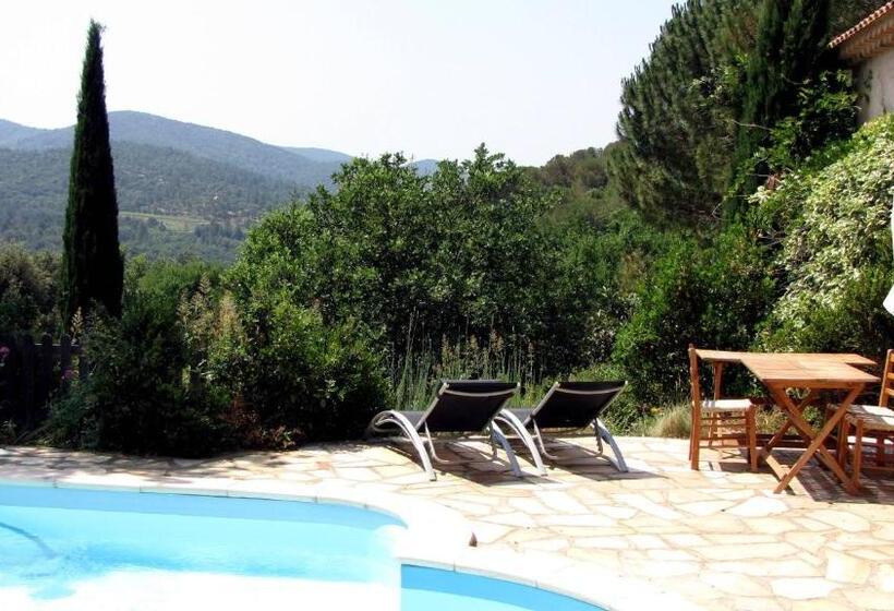 テラス付き１ベッドルームアパートメント, Appartement En Pleine Nature Avec Piscine Chauffée