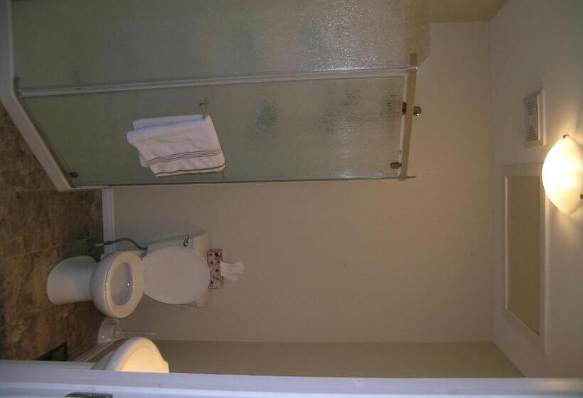 غرفة قياسية مزوَّدة بجاكوزي, Elsie J S Historic House