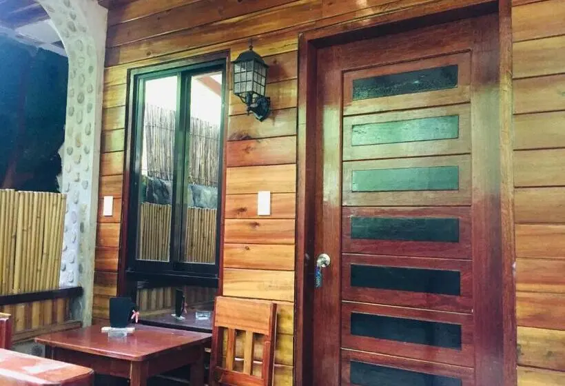 スタンダードルーム, Forest Wood Port Barton
