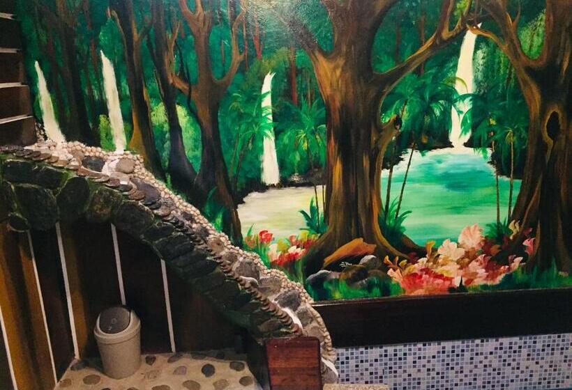 Номер Стандарт, Forest Wood Port Barton