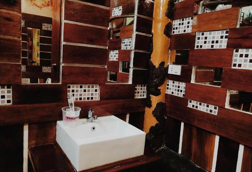 Номер Стандарт, Forest Wood Port Barton