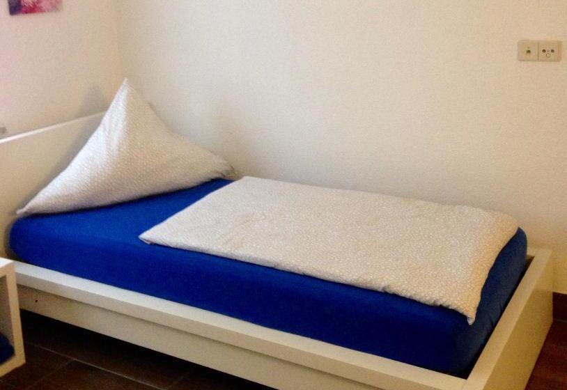 غرفة قياسية, Hausamhafen Bremerhaven Geestland