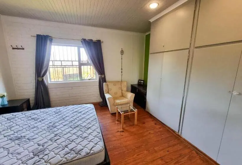 Perhebungalow, Sabie Peak View