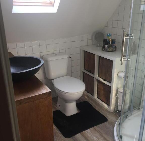 דירת חדר, B&b T Wehrzien