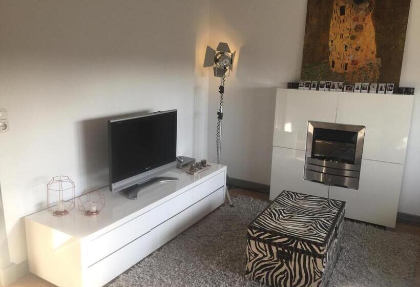 آپارتمان 1 خوابه, B&b  T Wehrzien
