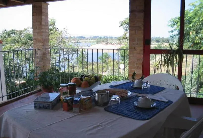 ファミリールーム, A Casa Di Pici