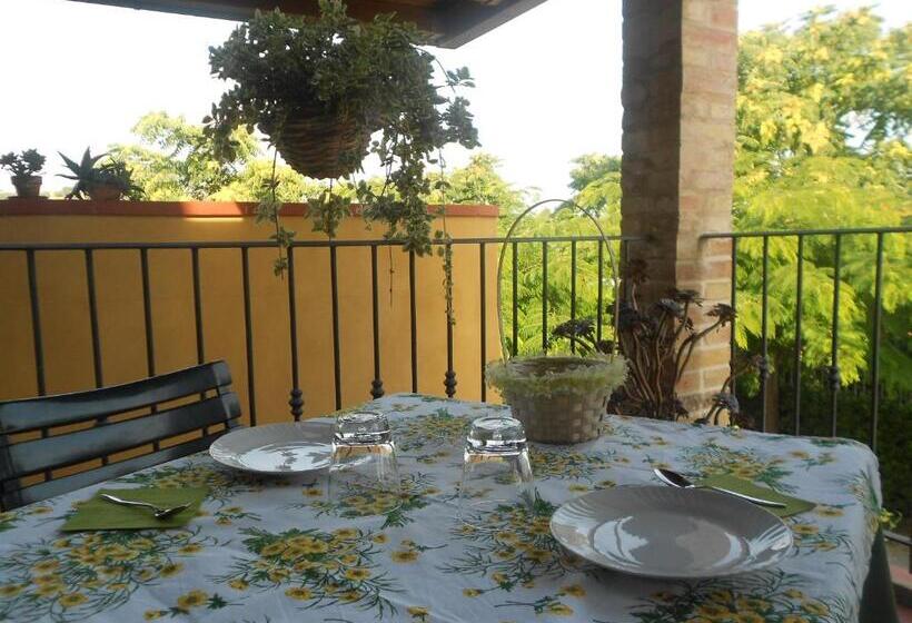 ファミリールーム, A Casa Di Pici