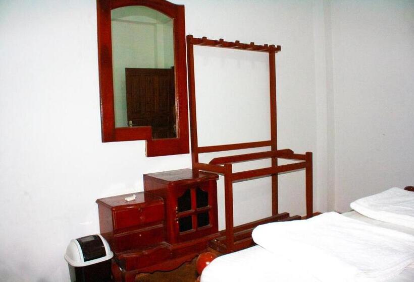 اتاق خانوادگی, Birds View