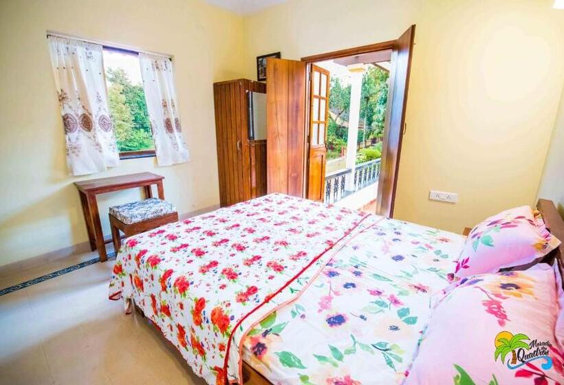 חדר משפחתי, Moradia Dos Quadros