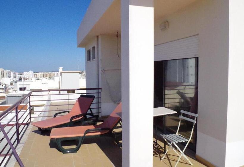 سوئیت جونیور با تراس, Bellavita City Faro