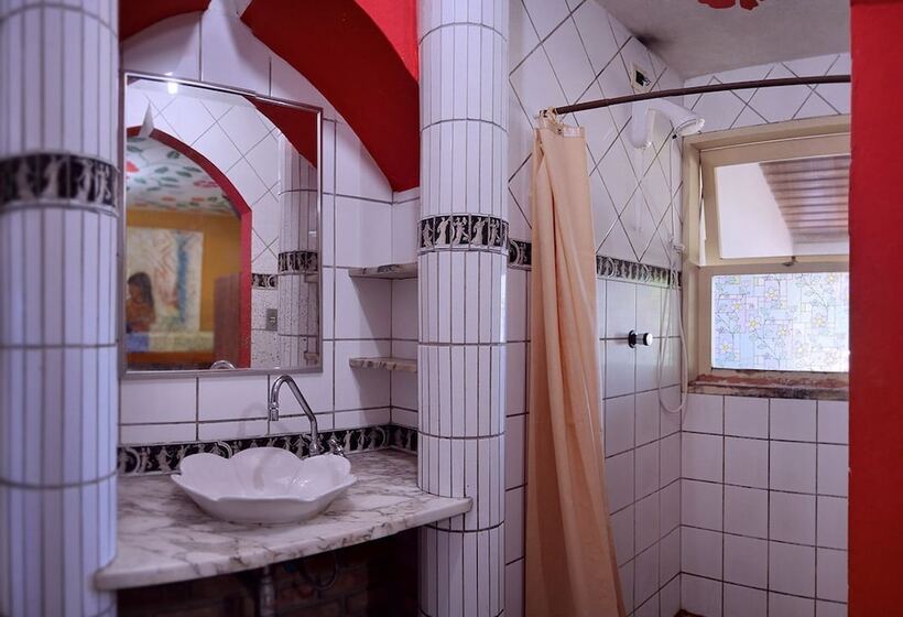 Четырехместный Номер Стандарт Вид на Море, Golfinho Tropical Hostel E Pousada