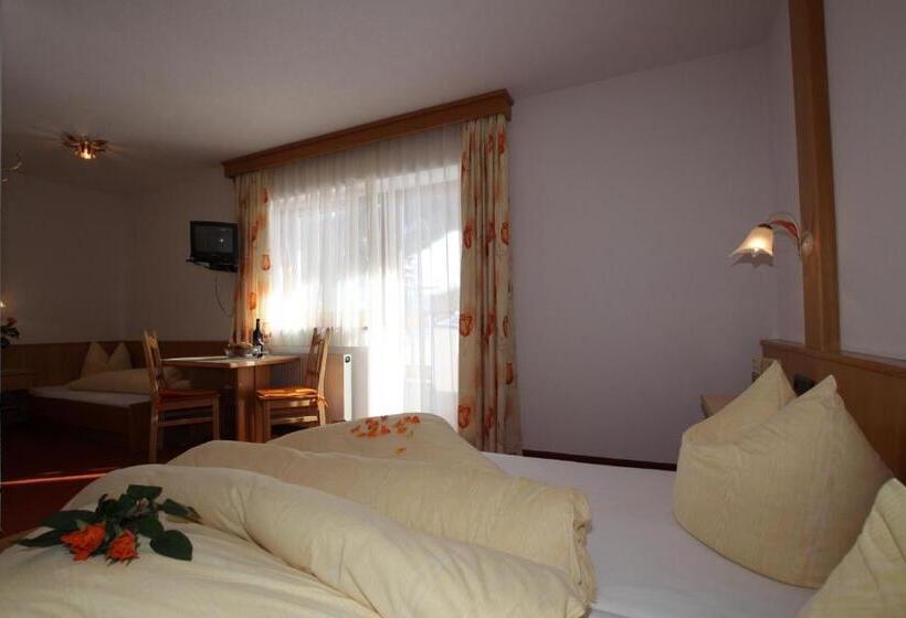 Habitació Triple Estàndard, Lechlihof