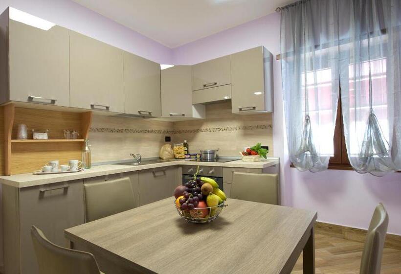 إستوديو قياسى سرير كينج, Relais Piazza Garibaldi