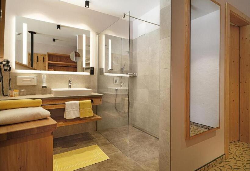 اتاق استاندارد, Berghotel Hauserbauer