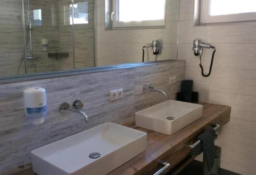 דירת חדר עם טרסה, Haus Lusspark