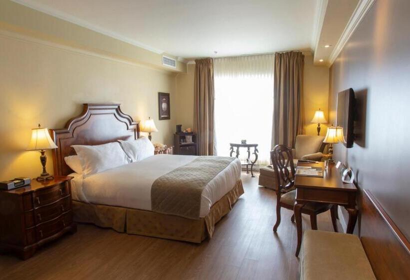 اتاق استاندارد با تخت بزرگ, Brossard