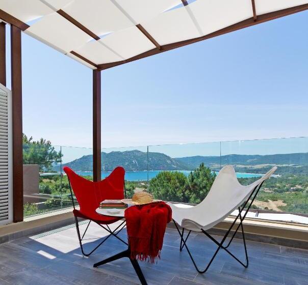 آپارتمان یک خوابه با دری مشترک که هال را جدا می کند., Carre Noir