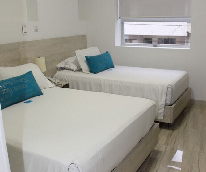 חדר סטנדרט לשלושה, Central Plaza Medellin