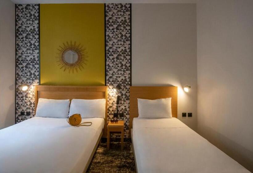 スタンダードトリプルルーム, D Ostende