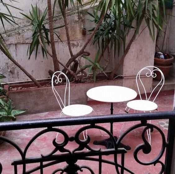 クラシックルーム, De France