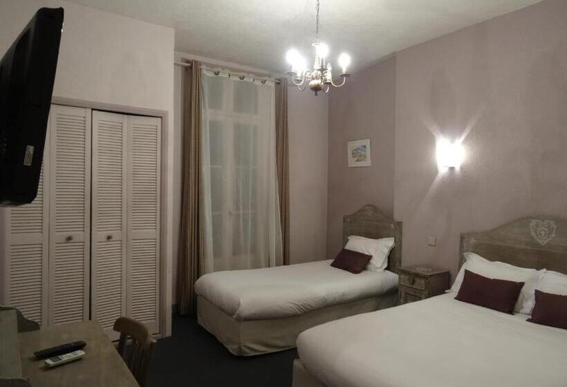 スタンダードトリプルルーム, De France