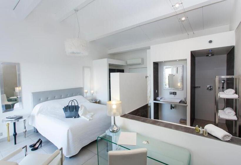 חדר יוקרתי, Le Mas Du Terme