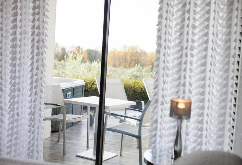 חדר יוקרתי, Le Mas Du Terme