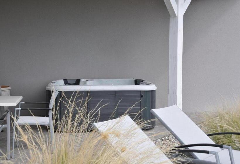 חדר יוקרתי, Le Mas Du Terme