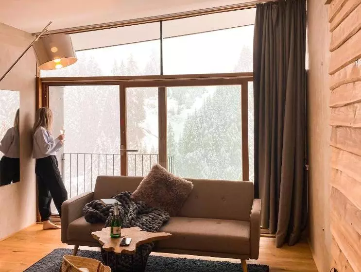マウンテンビュースタンダードルーム, Quality Hosts Arlberg Hotel Lux Alpinae