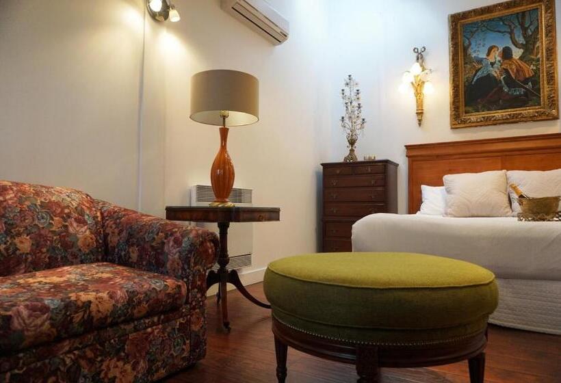 اتاق سوپریور با تخت بزرگ, Marierollet