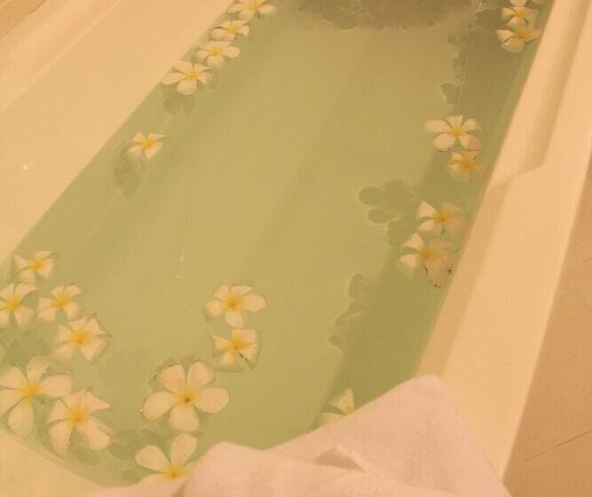 חדר סטנדרט, Midland