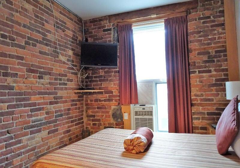 スタンダードルーム, Quartier Des Spectacles