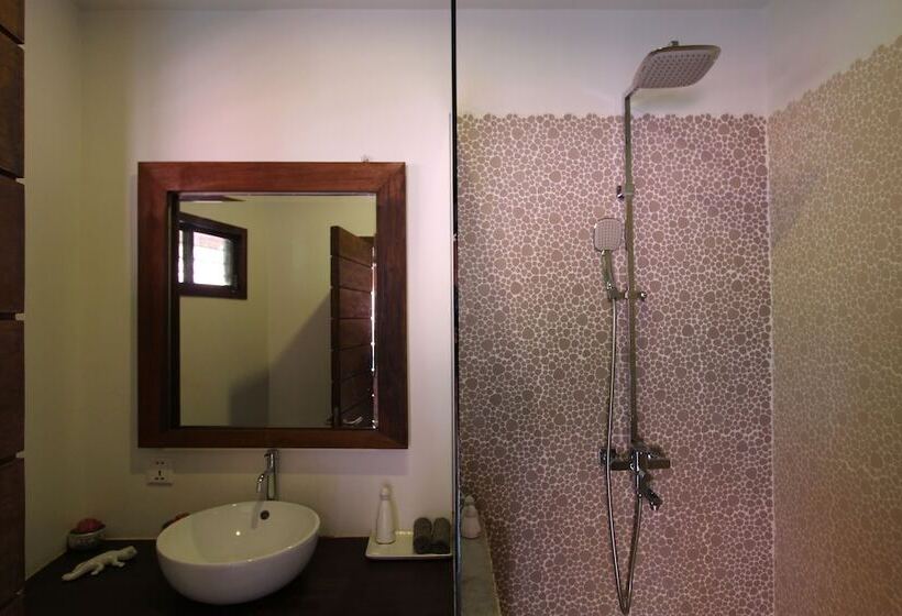 اتاق لوکس, Rokkhak River Resort