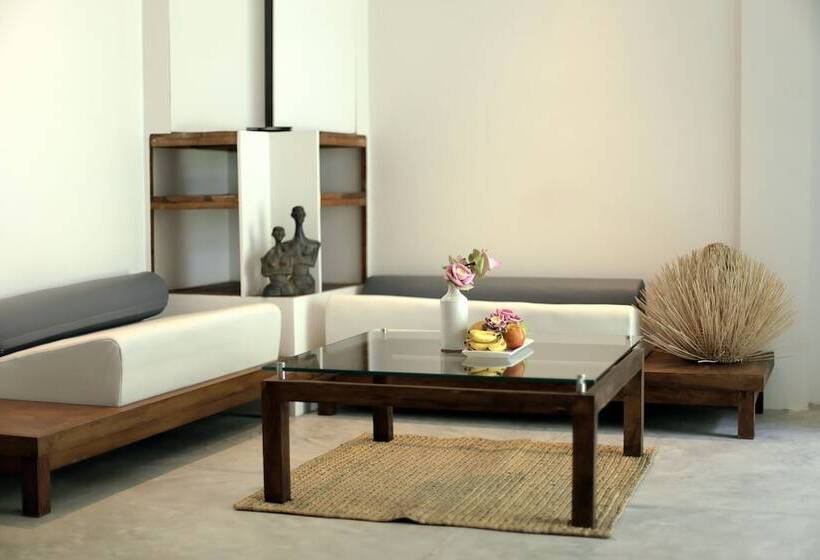 اتاق لوکس, Rokkhak River Resort